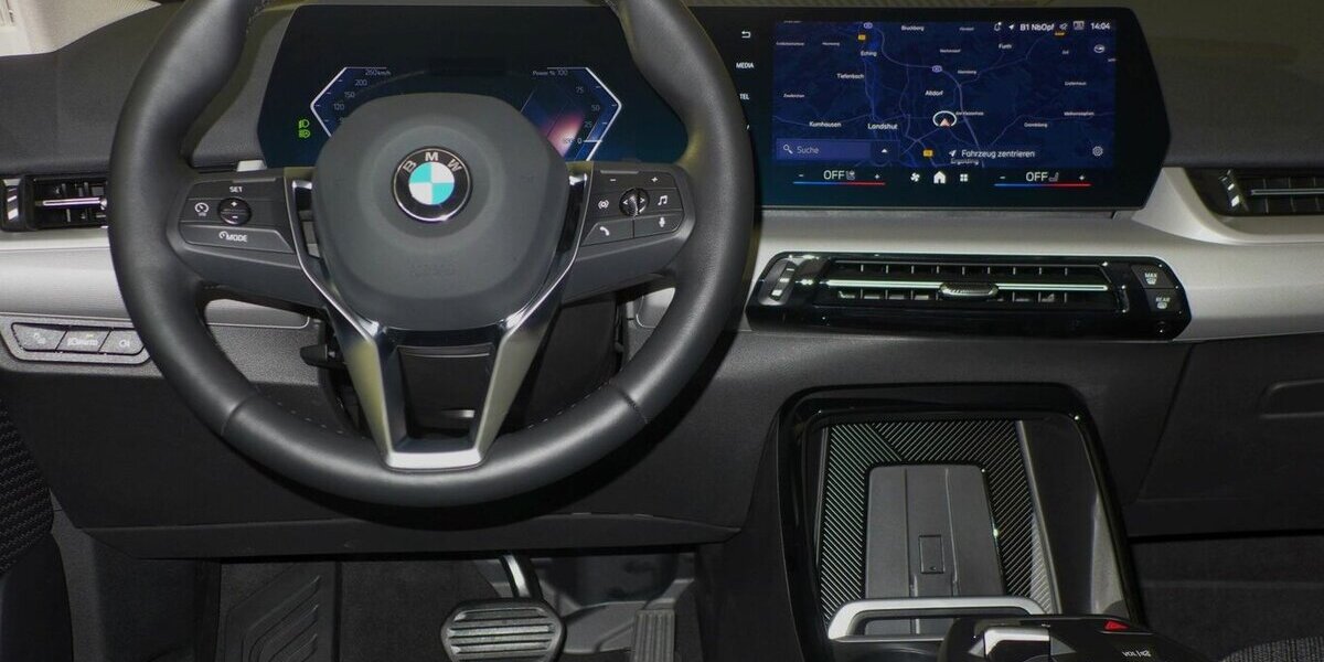 BMW X2 d U10 AHK,360° Kamera,HUD,Abstandstempomat 6.600 km 37.590 &euro; Landshut 84030