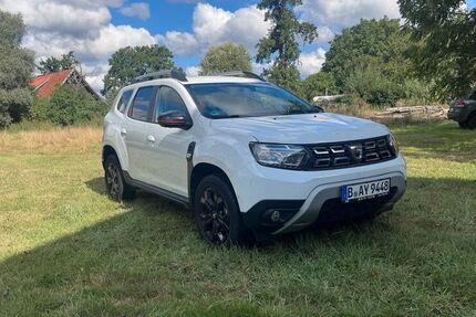 Dacia Duster 30.000 km 14.900 &euro; Gusborn 29476