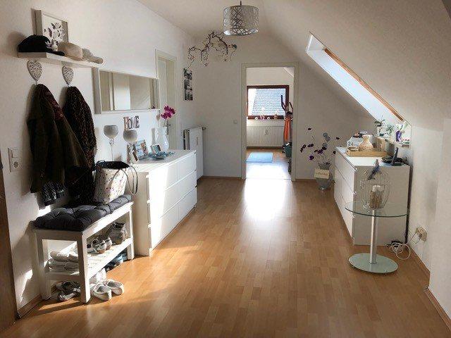 Dachgeschoßwohnung Braunschweig Wabe-Schunter-Beberbach - 2 Zimmer, 100 m&sup2;, 850&euro; | Angebot:26209878