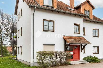 Attraktive Dachgeschosswohnung mit 2 Zimmern, Balkon und Gartennutzung in Eischleben 2 zimmer