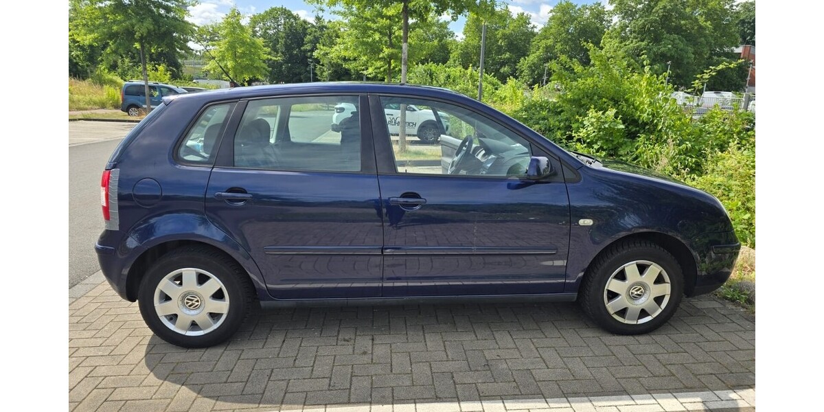 VW Polo 229.740 km 2.700 € Essen 45121