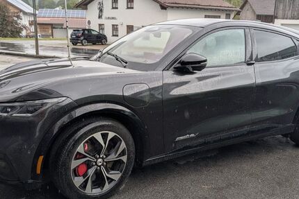 Ford Mustang Mach-E 43.000 km 31.999 € Außernzell 94532