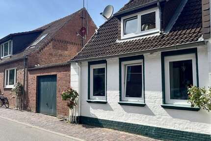Haus Wöhrden - 15 Zimmer, 434 m&sup2;, 339.000&euro; | Angebot:21915358
