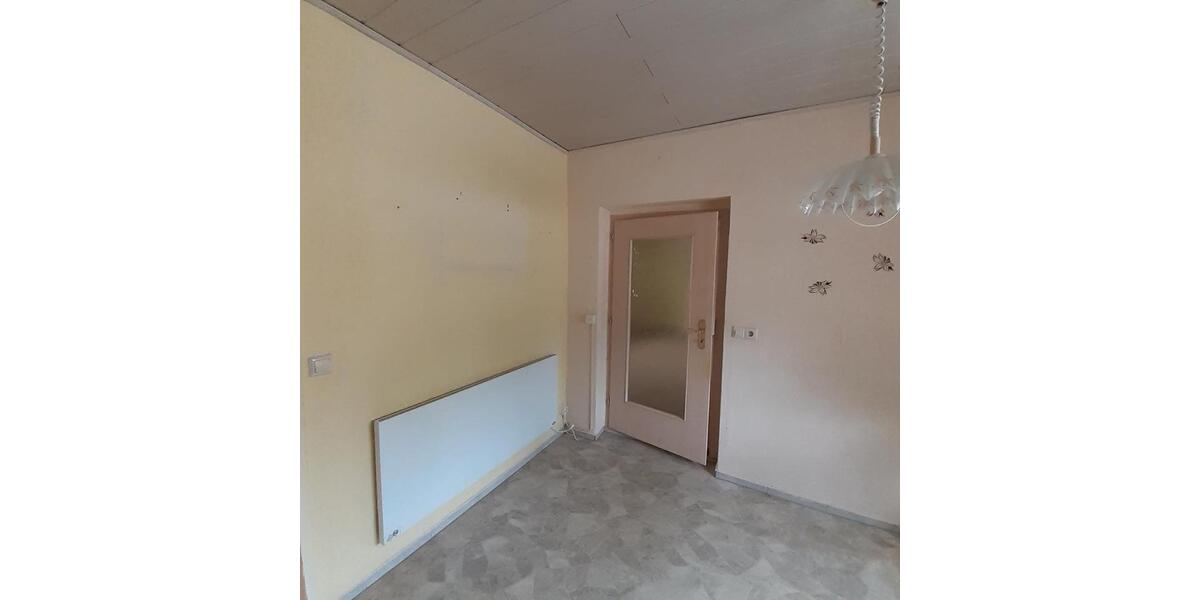 Einfamilienhaus Querfurt - 6 Zimmer, 110 m&sup2;, 84.000&euro; | Angebot:27071165