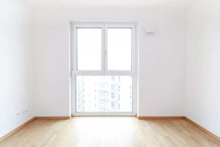 Traumhafte Penthouse-Wohnung mit Dachterrasse auf 90 m² wartet 3 zimmer