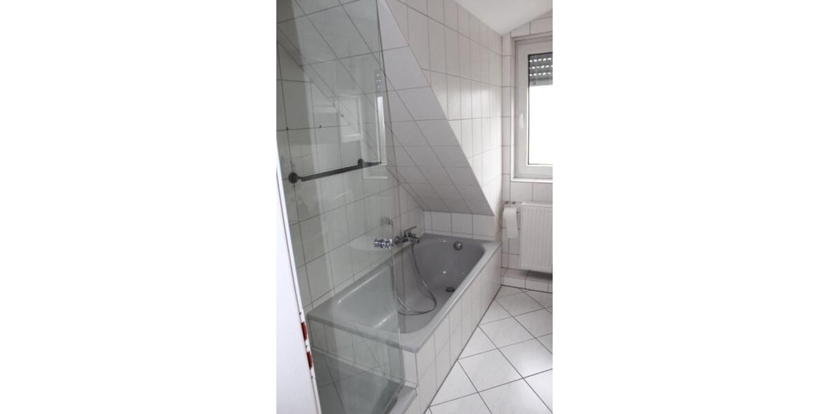 Dachgeschoßwohnung Trebur - 2 Zimmer, 60 m&sup2;, 198.000&euro; | Angebot:25069478