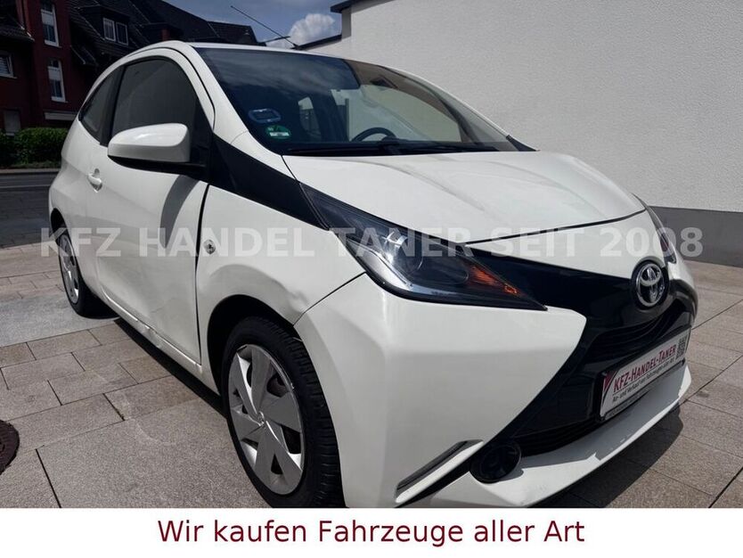 Aygo (X)