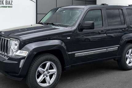 Jeep Cherokee 190.000 km 9.900 &euro; Butzbach 35510