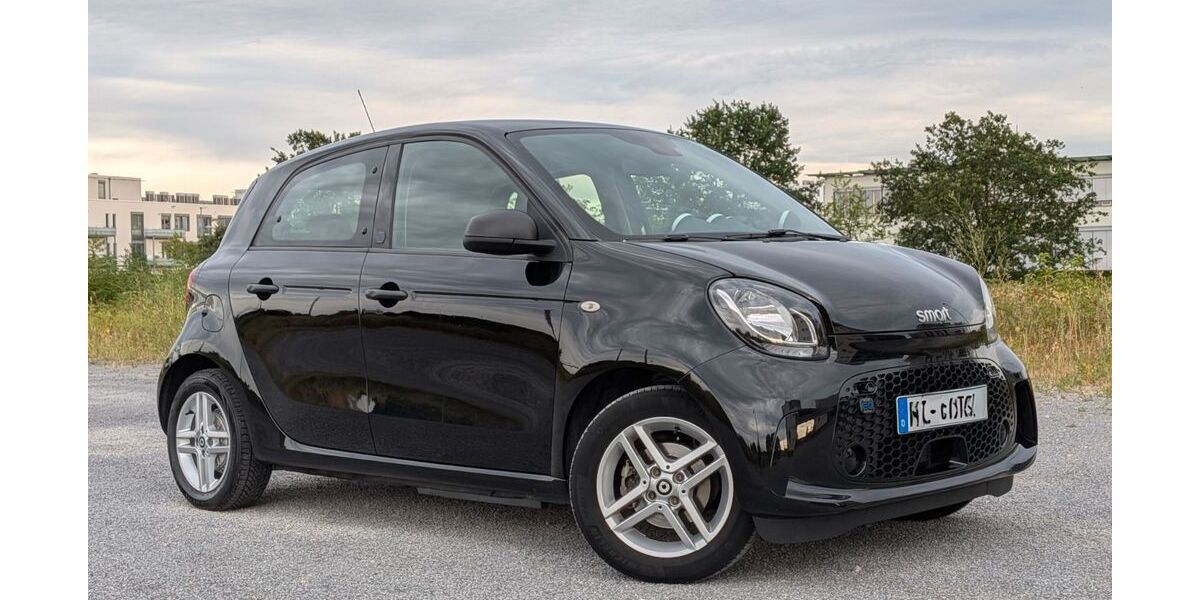 Smart ForFour 63.000 km 8.500 &euro; Karlsruhe 76131