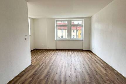 Erstbezug! 3-Raum-Wohnung mit Balkon in ruhiger Lage von Schneeberg