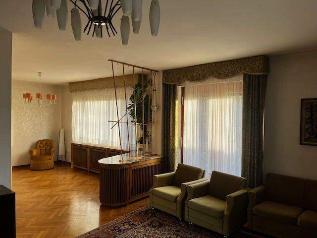 Einfamilienhaus Erwitte - 7 Zimmer, 170 m&sup2;, 290.000&euro; | Angebot:25769960