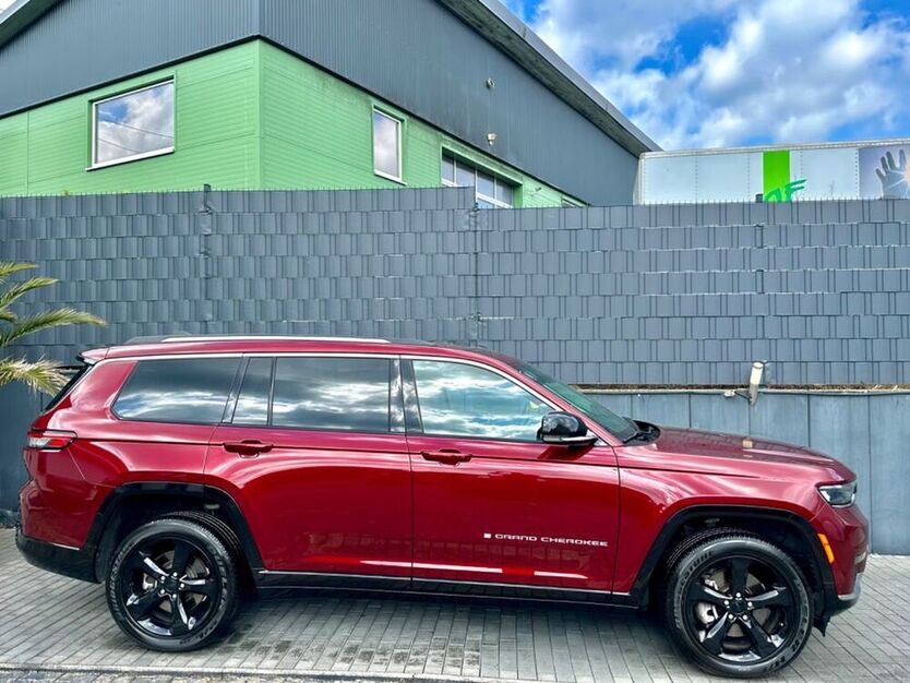Grand Cherokee
