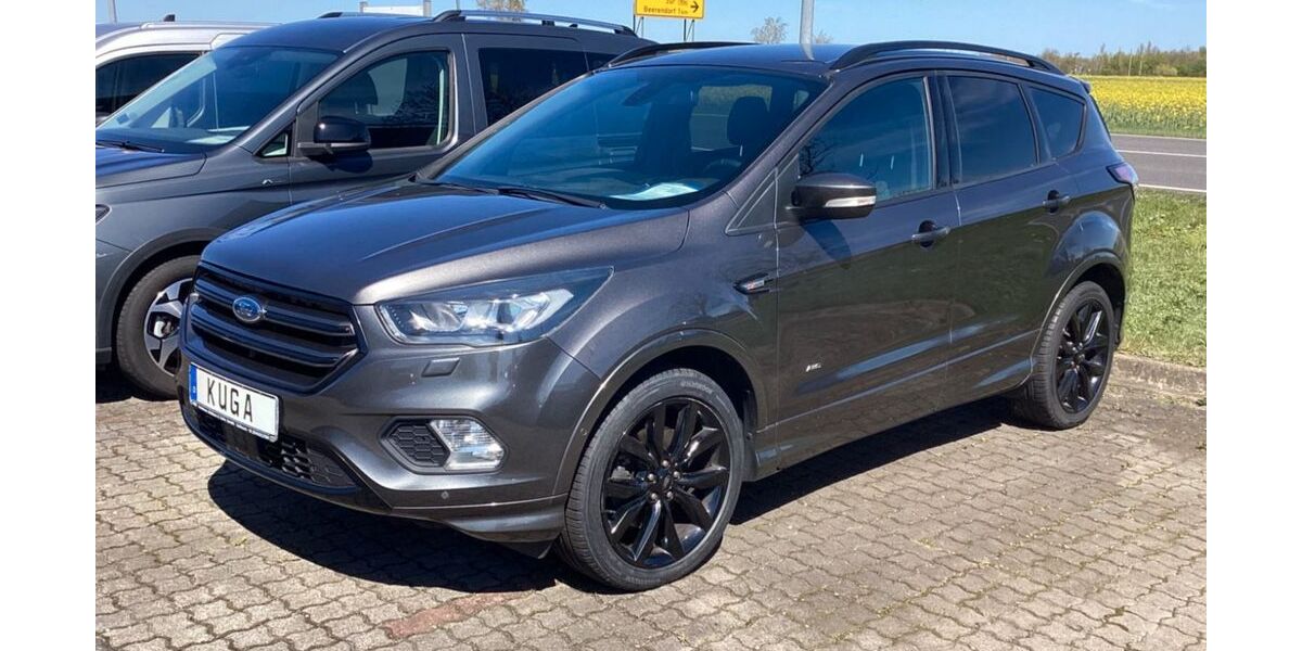 Ford Kuga 151.796 km 14.990 &euro; Delitzsch 04509