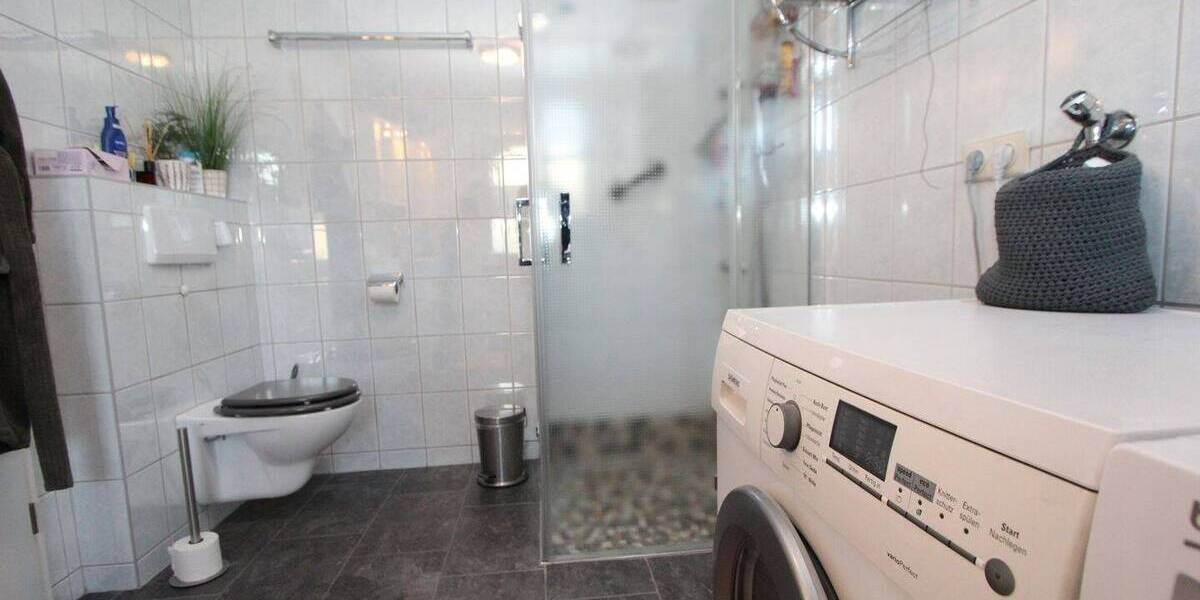 Mehrfamilienhaus, Wohnhaus Klanxbüll - 7 Zimmer, 182 m&sup2;, 398.000&euro; | Angebot:25706558