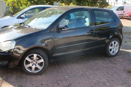 VW Polo 220.000 km 990 &euro; Köthen 06366