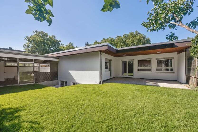Haus zum Kaufen in Freiburg 748.000 € 209 m²