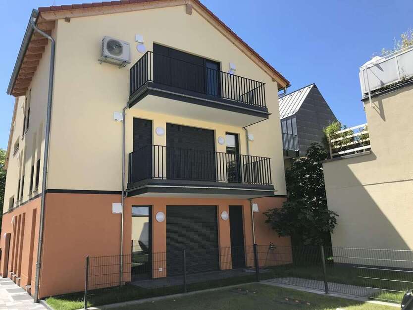 Wohnung zum Mieten in Frankfurt 1.139 € 70 m² 2 zimmer