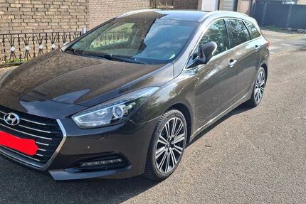 Hyundai i40 116.000 km 19.999 &euro; Issum 47661
