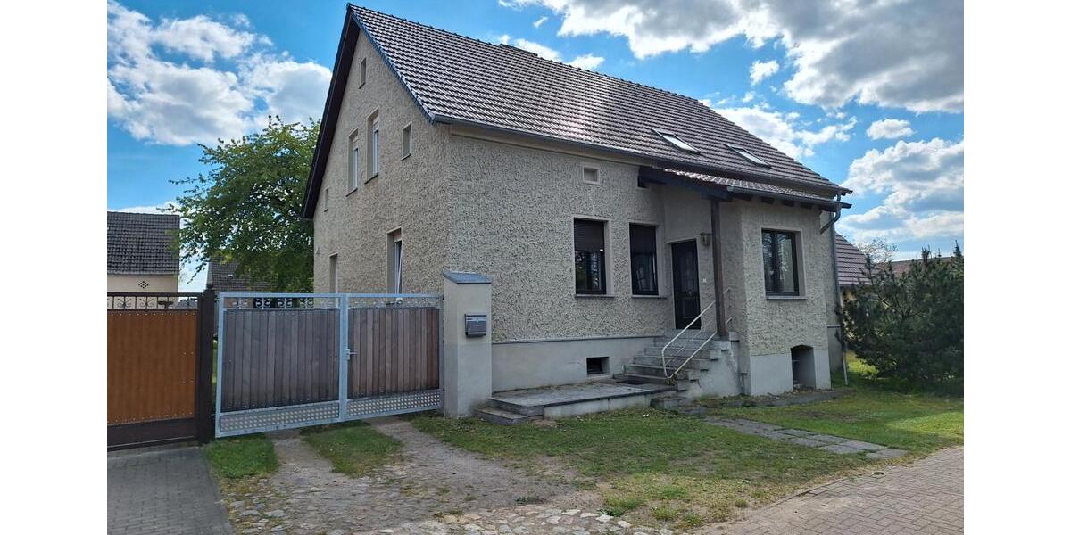 Bauernhaus, Landhaus Löwenberger Land - 6 Zimmer, 300 m&sup2;, 2.500&euro; | Angebot:26114392