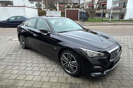 INFINITI Q50