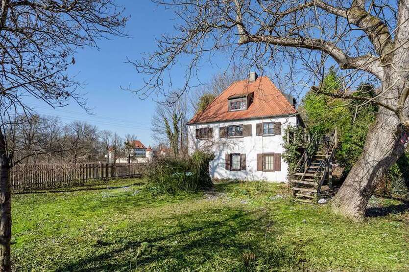 Grundstück zu verkaufen in München 2.690.000 € 700 m²