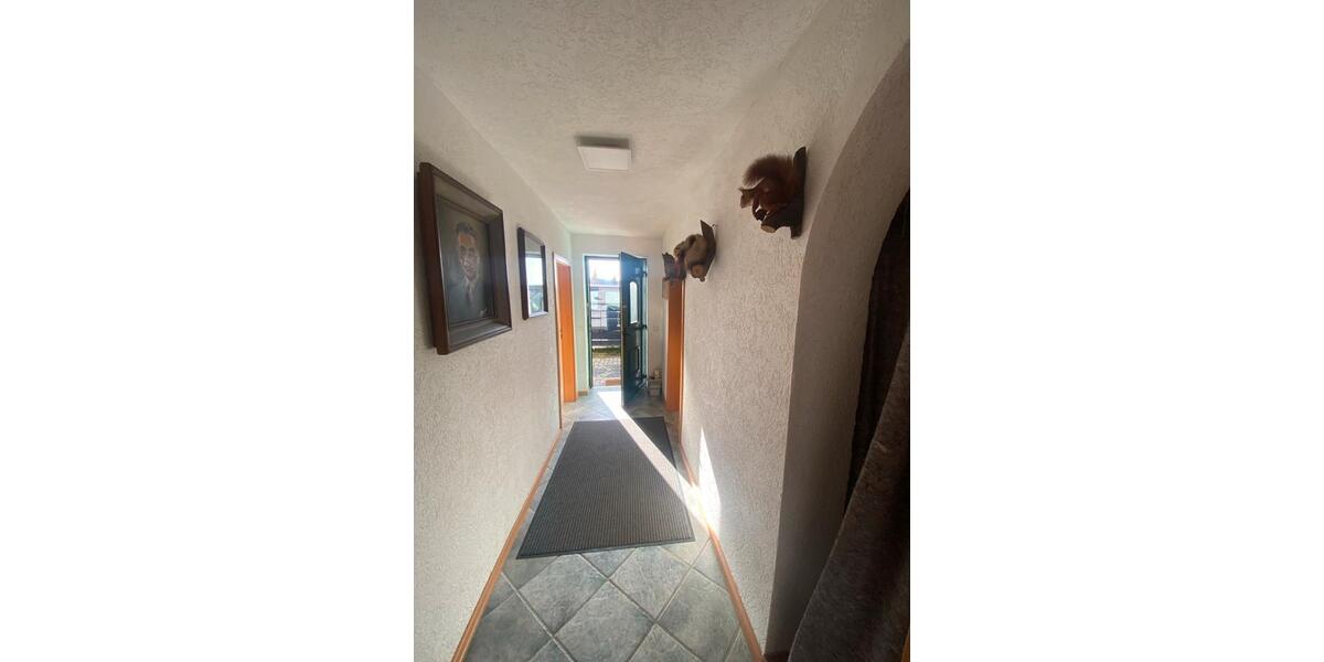 Einfamilienhaus Schmalkalden - 9 Zimmer, 137 m&sup2;, 324.000&euro; | Angebot:26934364
