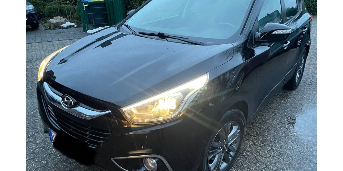 Hyundai ix35 78.272 km 10.500 &euro; Wesel 46485