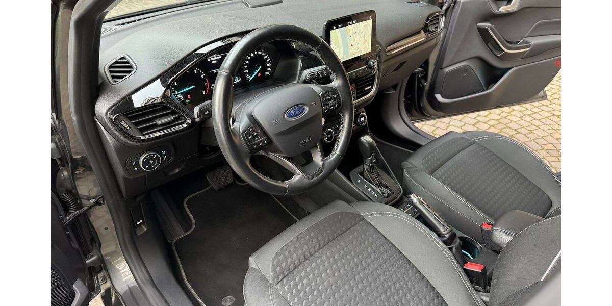 Ford Fiesta Titanium Kam Temp SHZ WR EU6 TOPAUSSTATTUNG 82.000 km 12.750 &euro; Erftstadt 50374