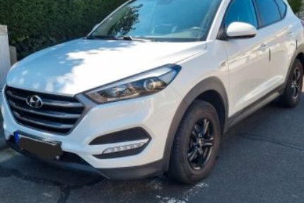 Hyundai TUCSON 107.000 km 12.500 &euro; Bruchköbel 63486