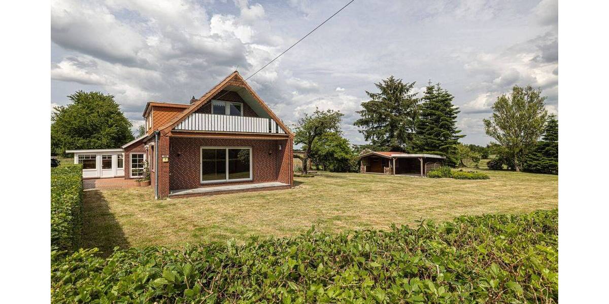 Einfamilienhaus Blomberg - 8 Zimmer, 189 m&sup2;, 225.000&euro; | Angebot:25815052