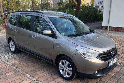 Dacia Lodgy 185.463 km 4.490 &euro; Berlin 10627