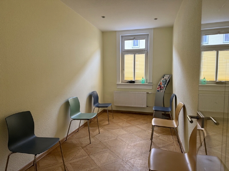 Attraktive Praxisetage in Ohrdruf - Gewerbeobjekt Ohrdruf | Angebot:25566151