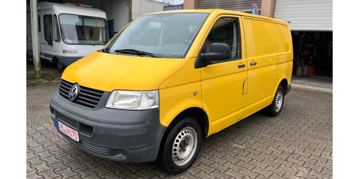 VW T5 Transporter 280.000 km 4.400 € Frankfurt am Main 65933
