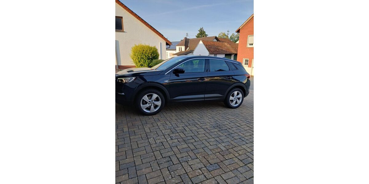 Opel Grandland (X) 71.000 km 12.800 &euro; Battweiler 66484