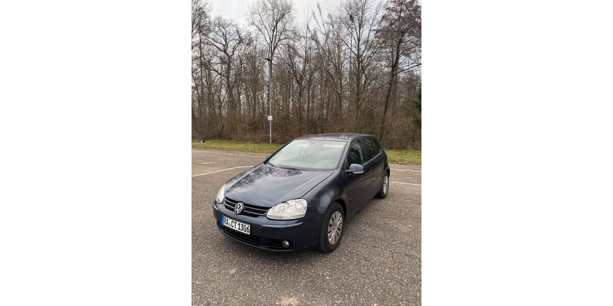 VW Golf 211.000 km 1.450 &euro; Otigheim 76470