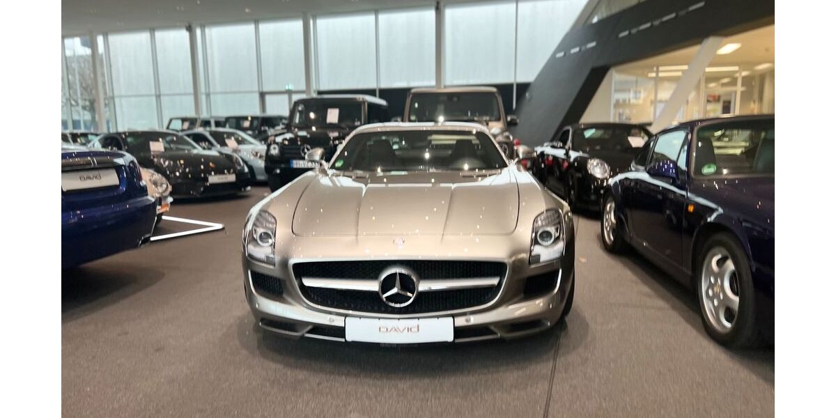 Mercedes-Benz SLS AMG 9.246 km 299.990 &euro; Hamburg 22047