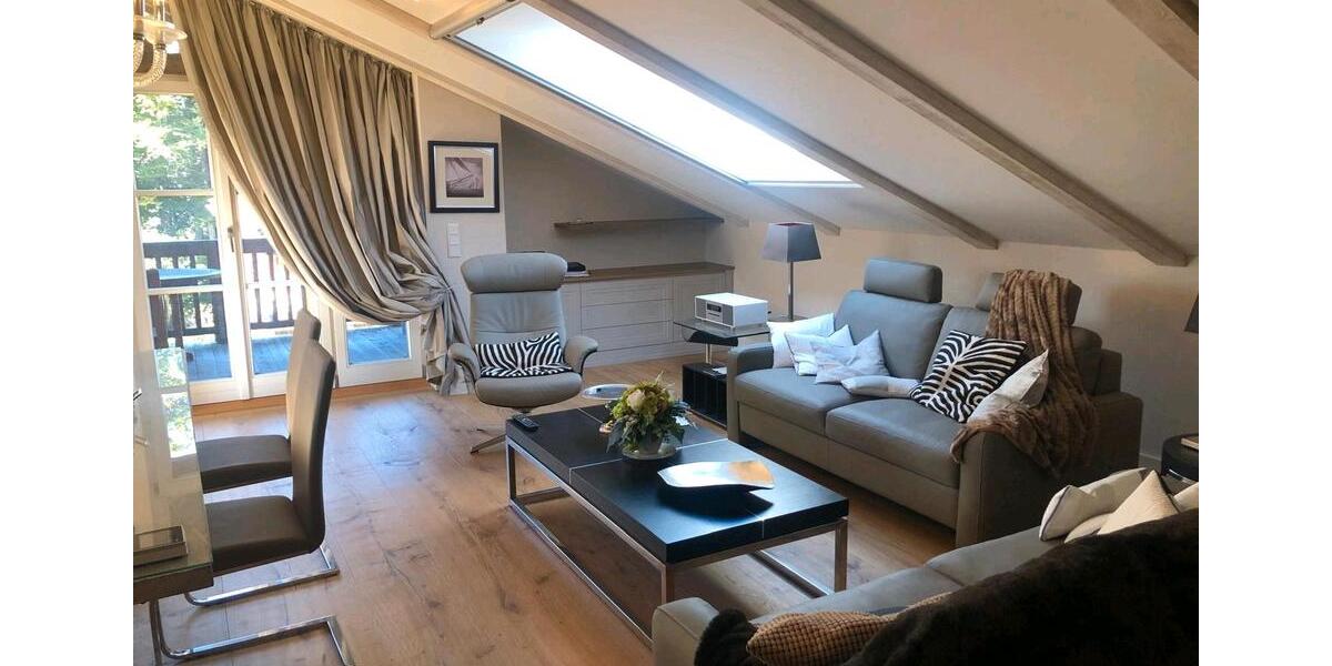 Dachgeschoßwohnung Gmund am Tegernsee - 3 Zimmer, 110 m&sup2;, 2.500.000&euro; | Angebot:23274225