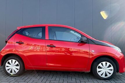 Toyota Aygo (X) 91.000 km 6.700 &euro; Gladbeck 45966