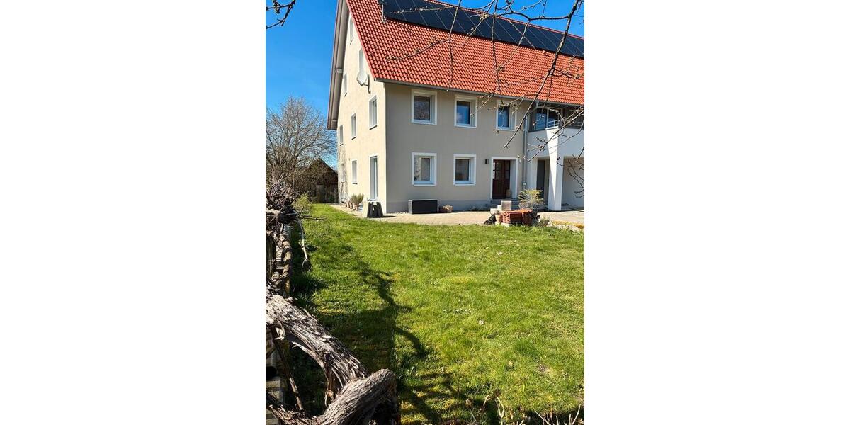 Doppelhaushälfte Bad Waldsee - 5 Zimmer, 130 m&sup2;, 1.400&euro; | Angebot:26162443