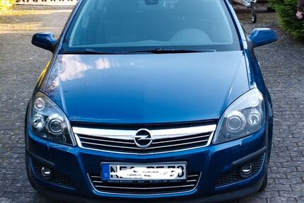 Opel Astra 110.000 km 3.990 &euro; Scheinfeld 91443