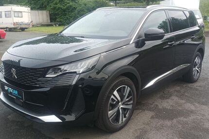 Peugeot 5008 24.000 km 28.890 € Giessen 35394