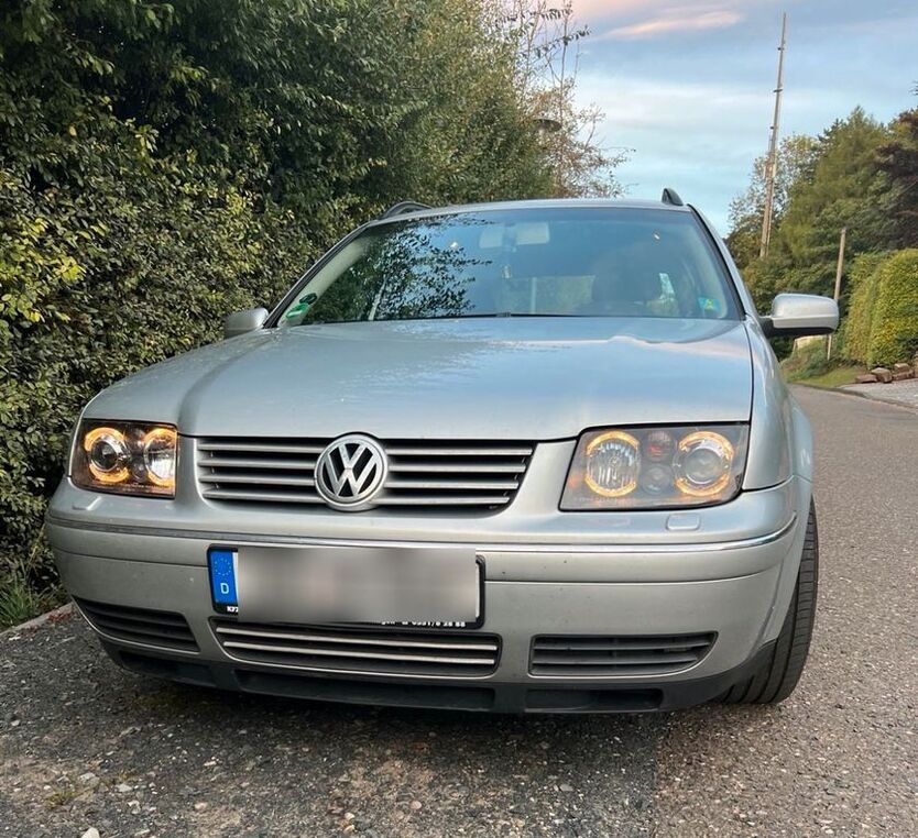 VW Bora 274.500 km 4.650 € Hardegsen 37181