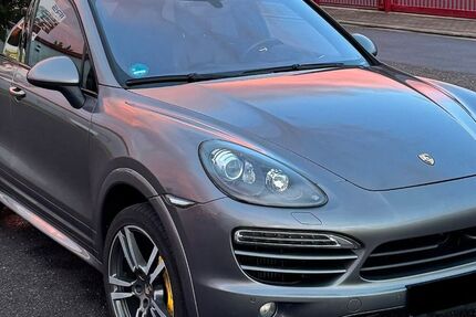 Porsche Cayenne 207.500 km 19.900 &euro; Neustadt 67433