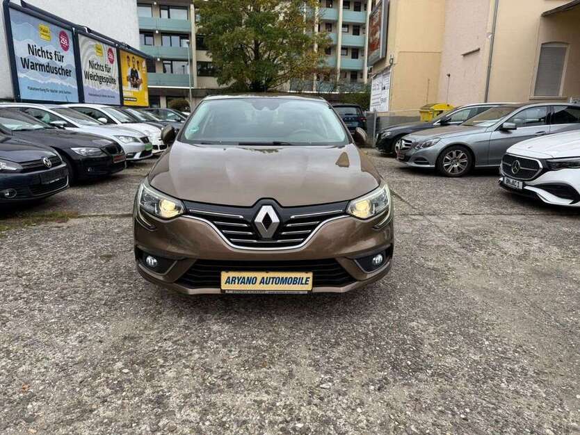 Renault Megane 119.000 km 7.890 € Bonn 53123