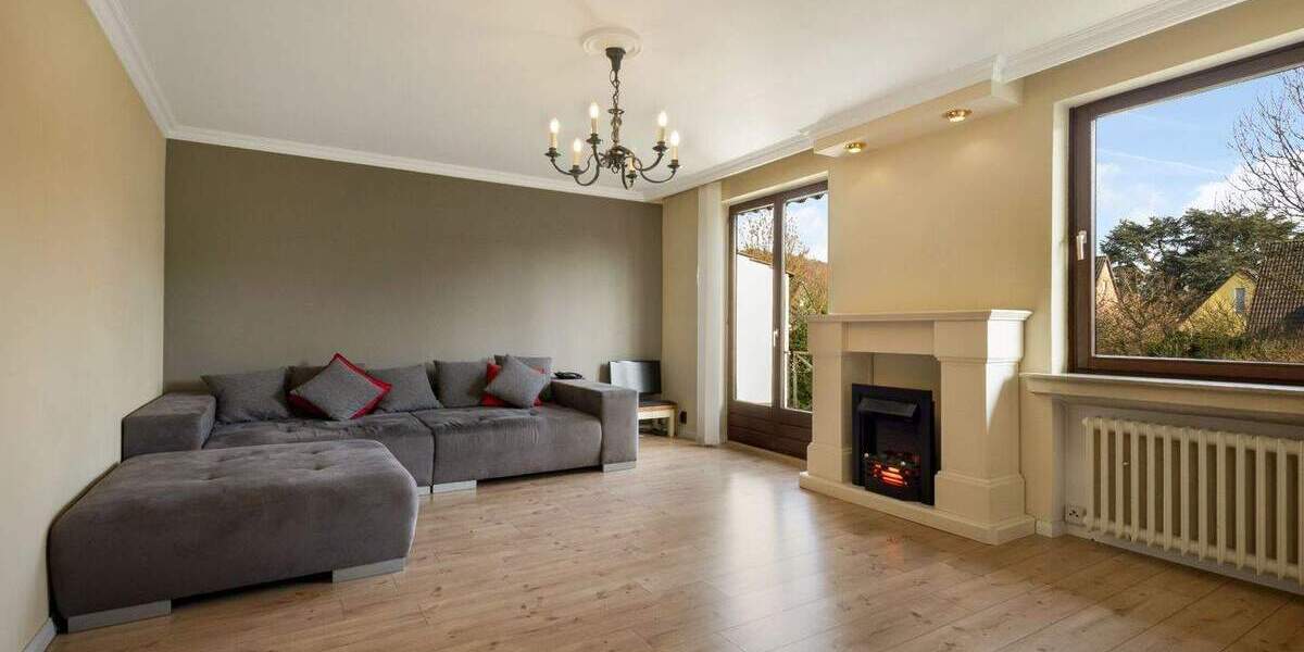 Doppelhaushälfte Düsseldorf Vennhausen - 6 Zimmer, 184 m&sup2;, 725.000&euro; | Angebot:25836514