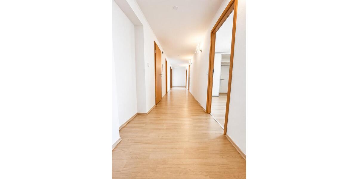 Einfamilienhaus Neuwied - 6 Zimmer, 150 m&sup2;, 1.300&euro; | Angebot:26683029