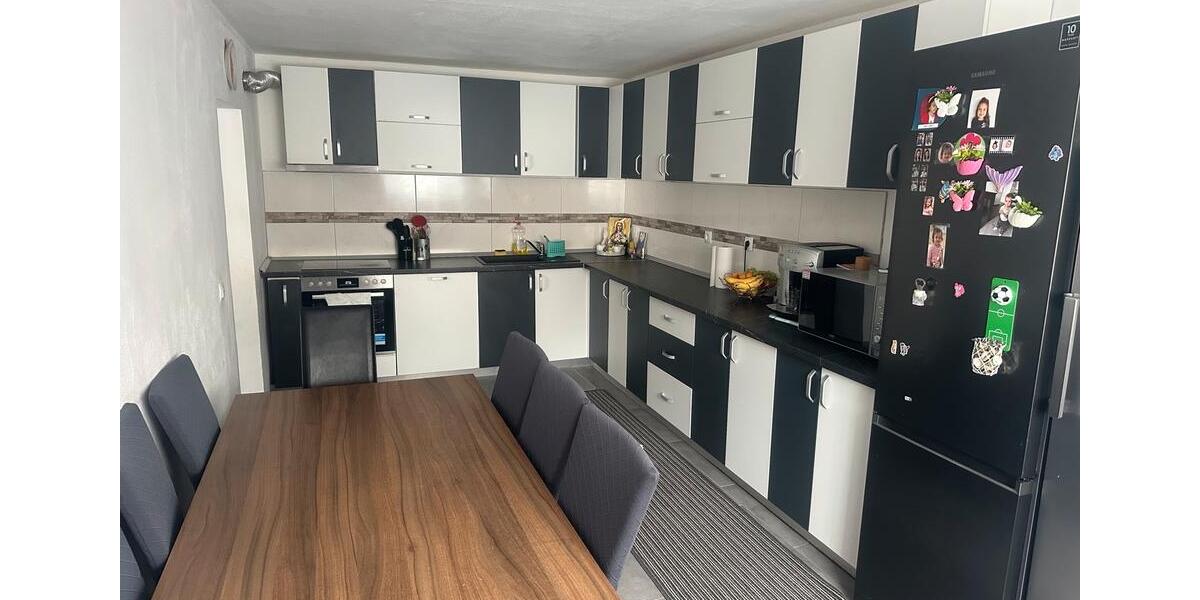 Einfamilienhaus Vilshofen an der Donau - 7 Zimmer, 120 m&sup2;, 240.000&euro; | Angebot:27096397