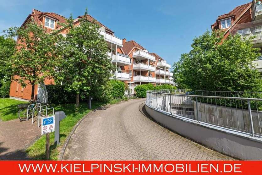Wohnung zum Kaufen in Rellingen 298.000 € 93 m²