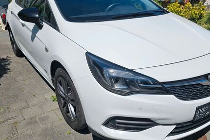 Opel Astra 63.100 km 9.999 &euro; Gottmadingen 78244