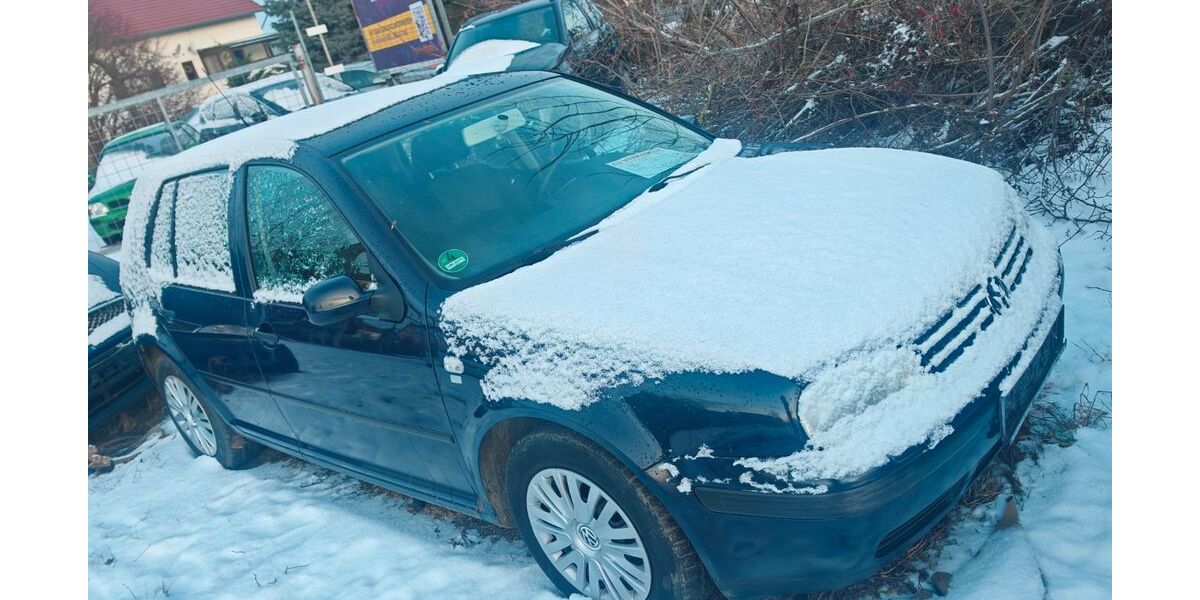 VW Golf 185.000 km 990 &euro; Umpferstedt 99441